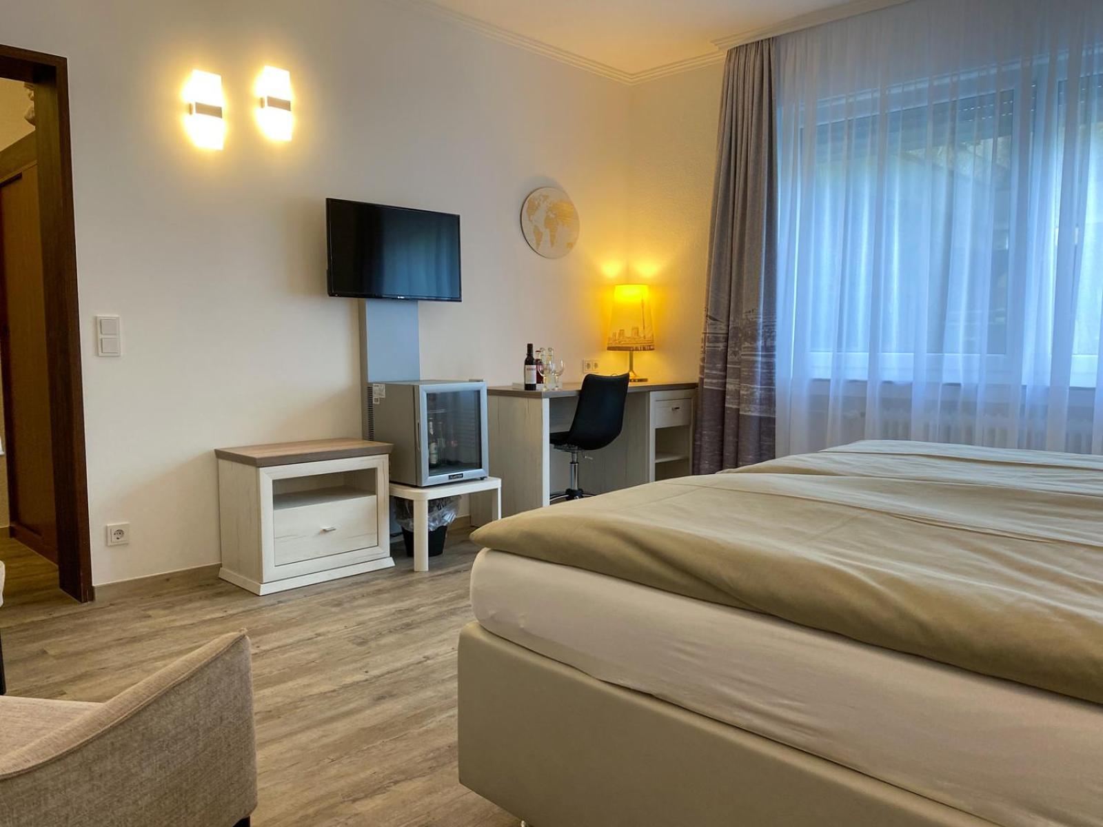 Hotel Angerland Garni Ratingen Exterior photo
