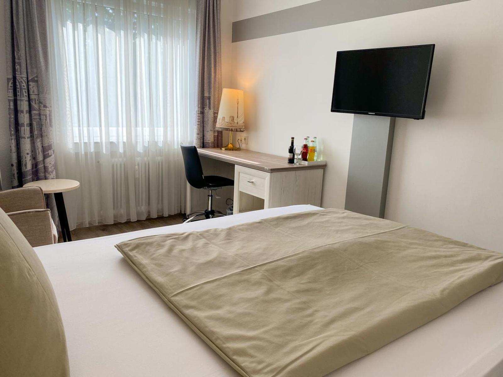 Hotel Angerland Garni Ratingen Exterior photo