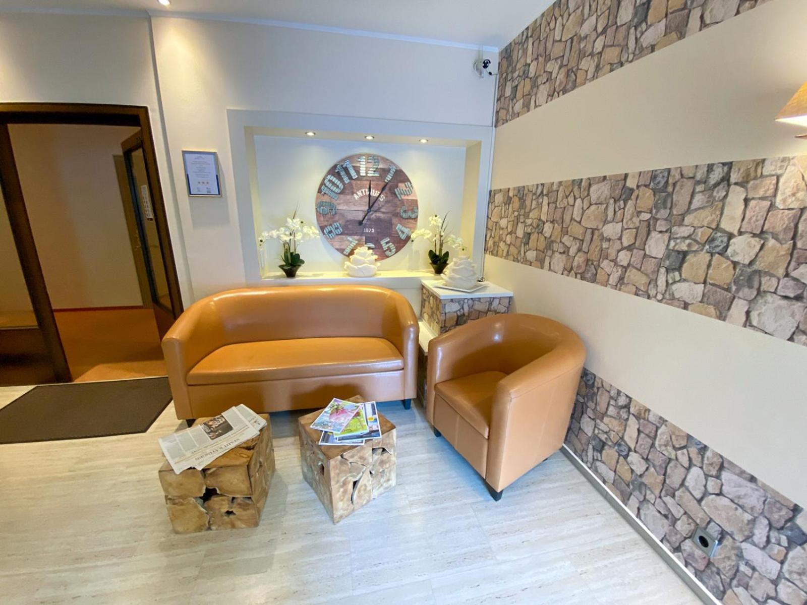 Hotel Angerland Garni Ratingen Exterior photo